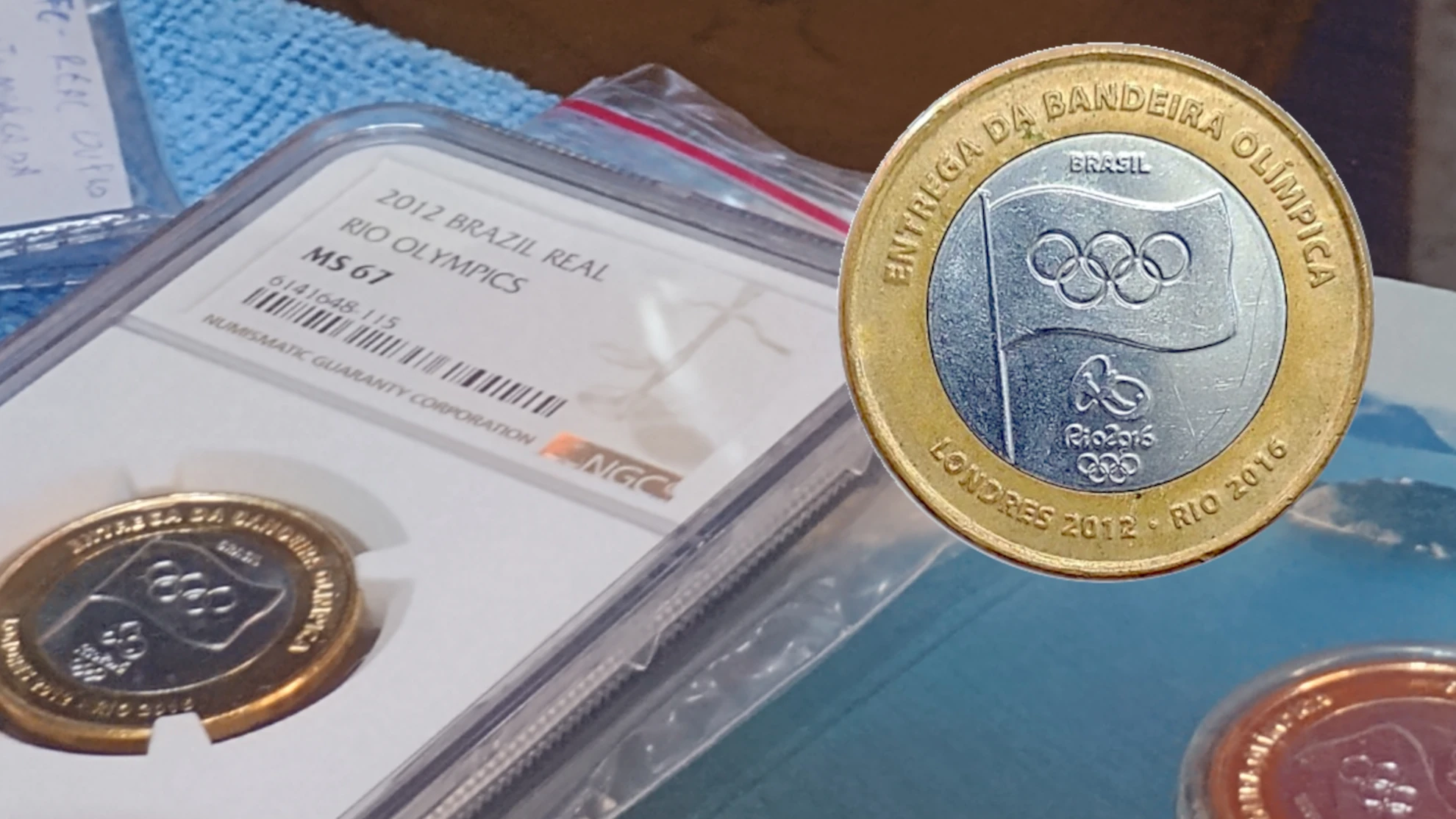 Moeda 1 Real 2012 Entrega da Bandeira - Valiosa e Cobiçada